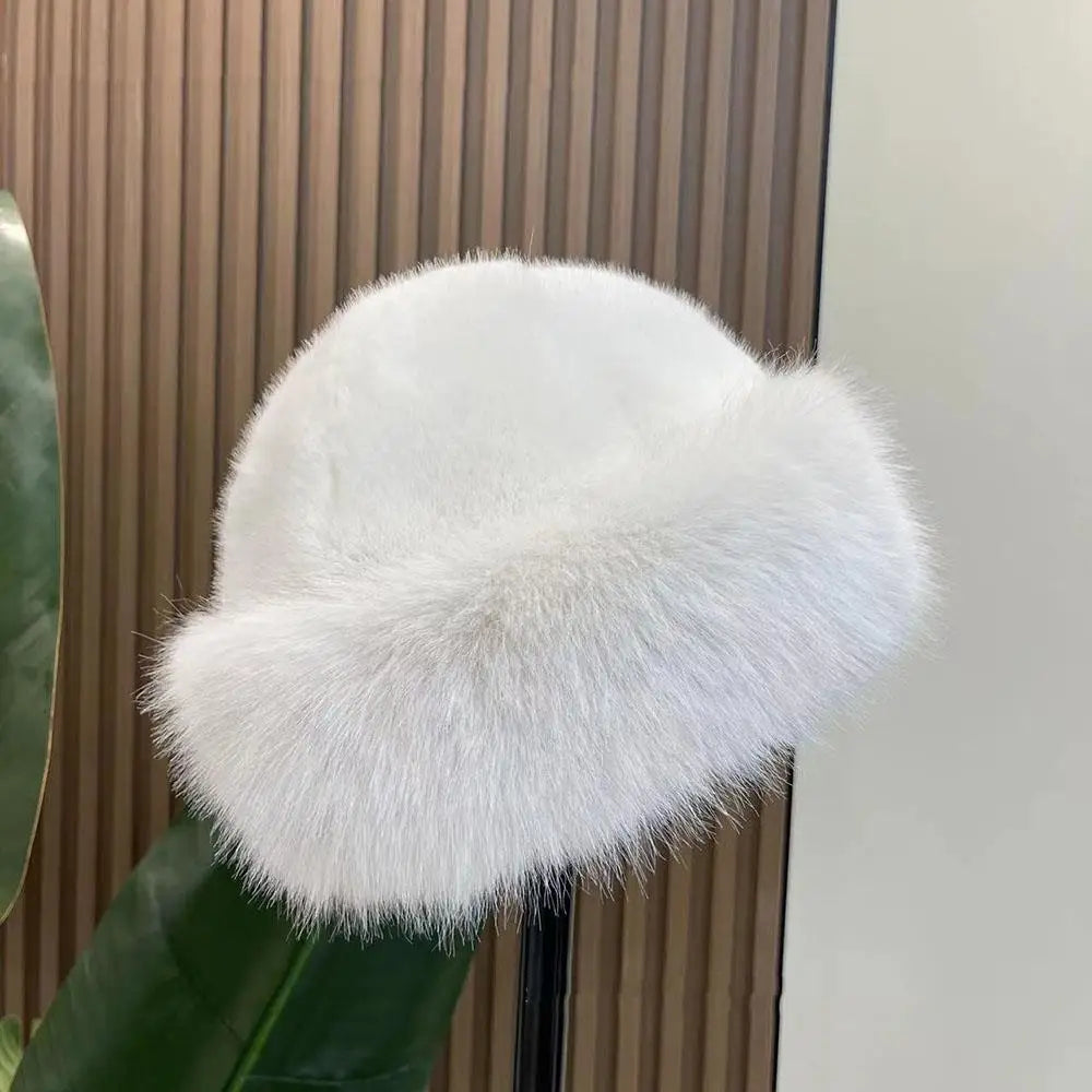 CHAPEAU FOURRURE AÉRA™ — Bonnet femme chaud & confortable - NØRDIKA