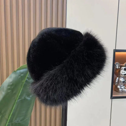 CHAPEAU FOURRURE AÉRA™ — Bonnet femme chaud & confortable - NØRDIKA